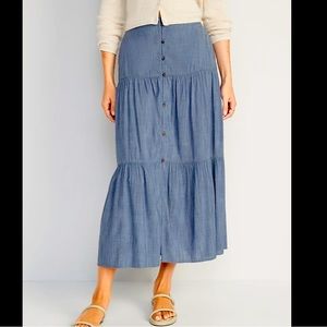 NWT OLD NAVY Chambray, button, front skirt, size large